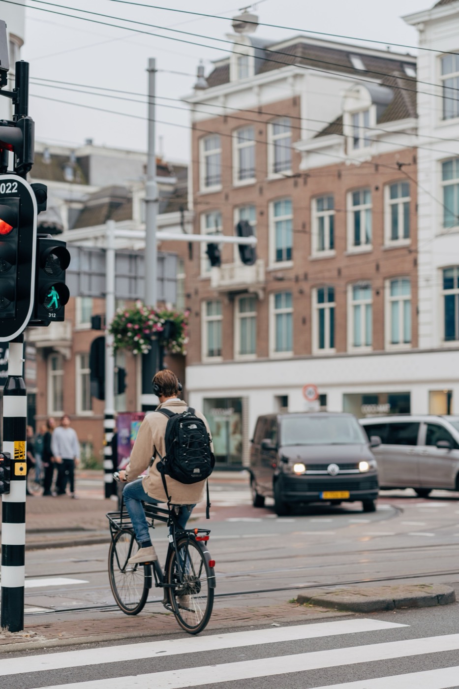Cyclist in the city